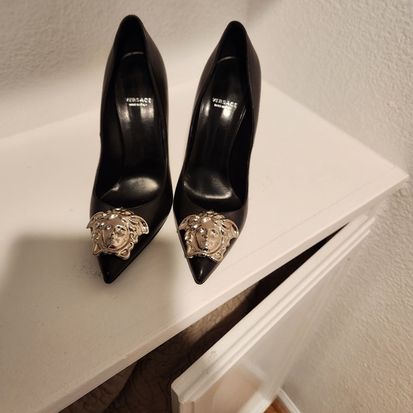 Versace pump - Picture 3 of 3